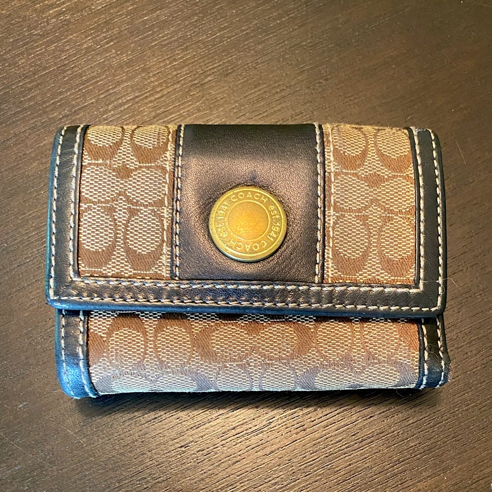 Vintage Leather C Logo Coach Snap Wallet